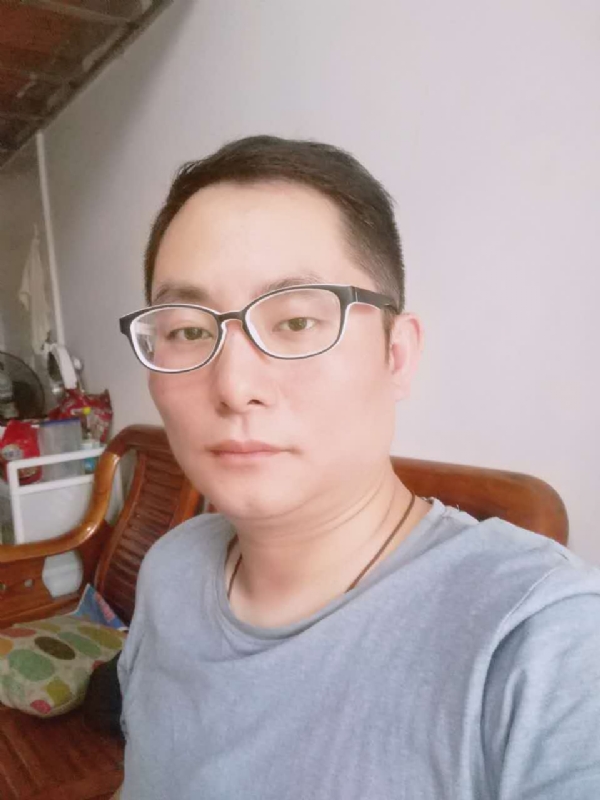 流星的尾巴的第一张照片--连江相亲网