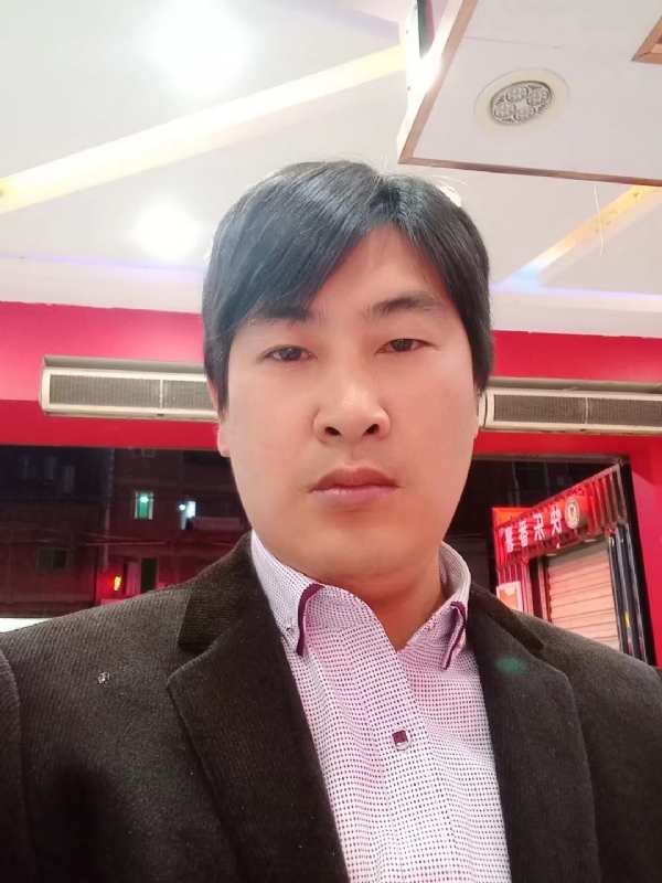 奔跑的第二张照片--连江相亲网