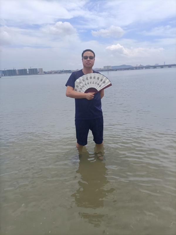 浪迹天涯的第一张照片--连江相亲网