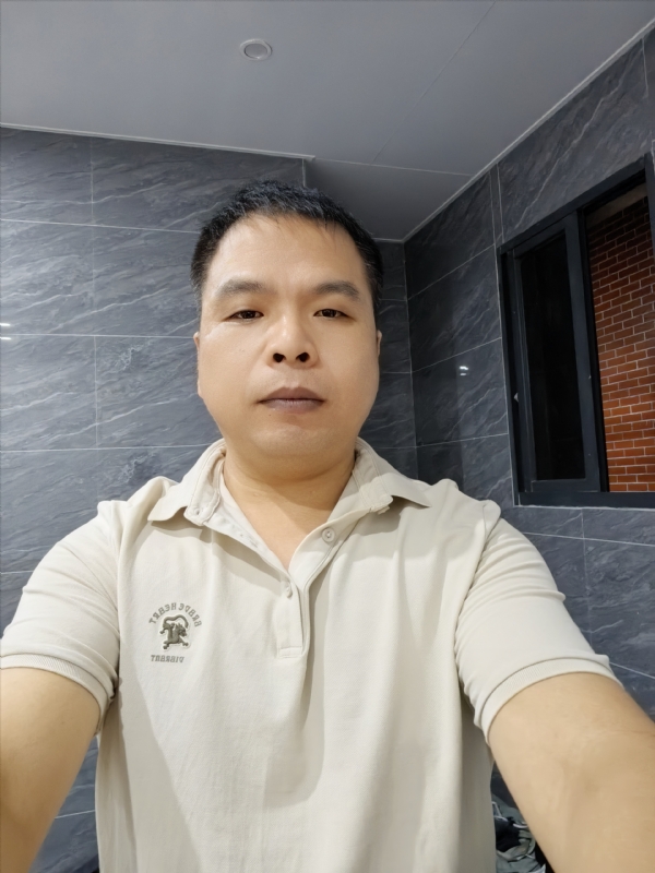 刘两水的第一张照片--连江相亲网